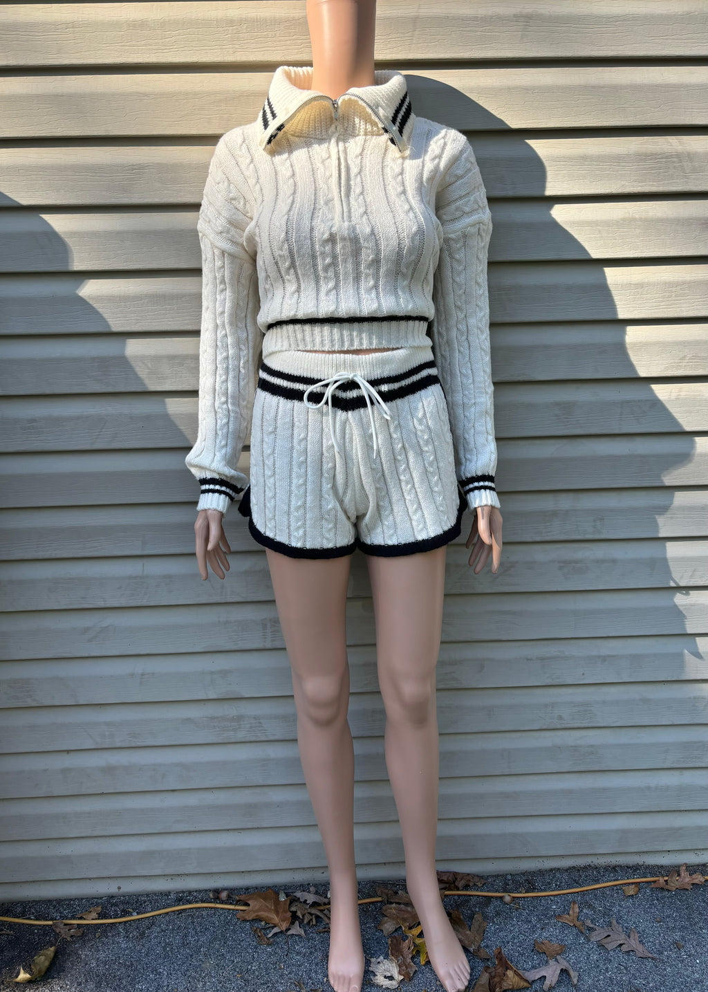 COZY SWEATER SHORT SET:WHITE