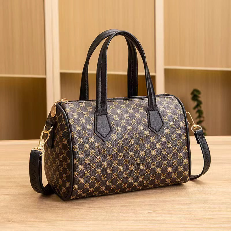 SPEEDY BAG WITH STRAP