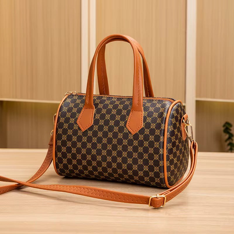 SPEEDY BAG WITH STRAP